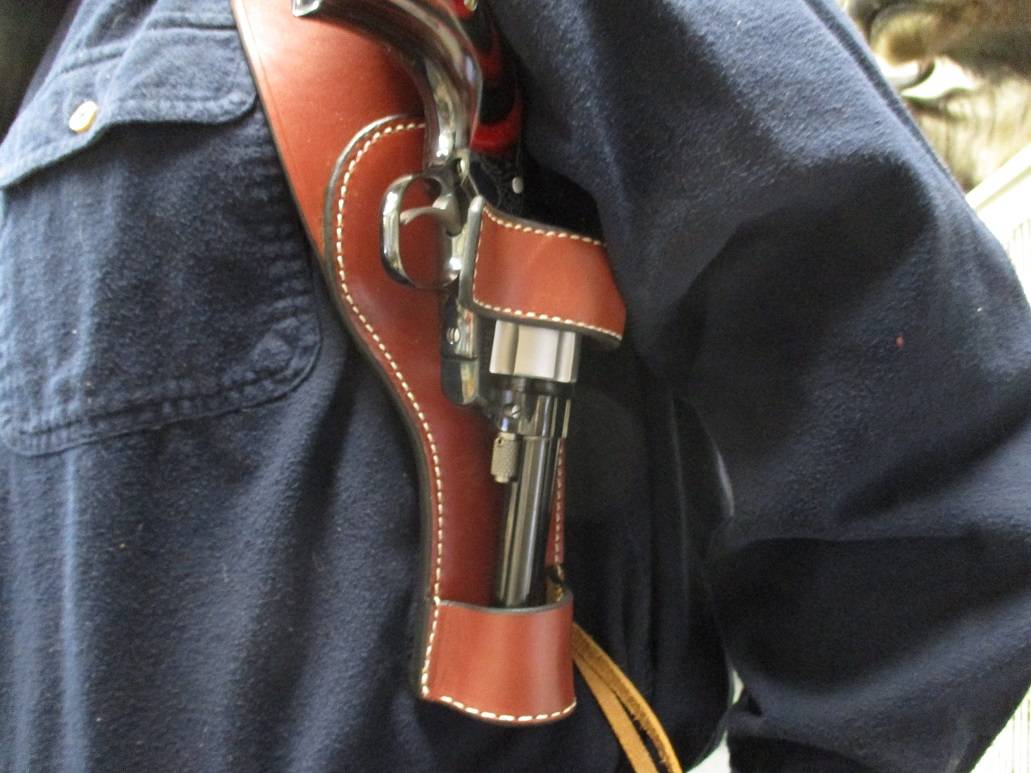 Reeder Custom Guns I talked to our Amish holster and gun belt maker this mornin