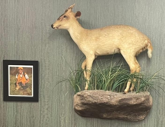 Reeder Custom Guns - Whistling through Injun country...